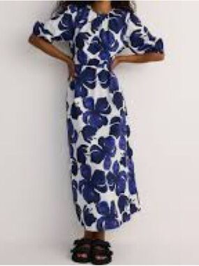 Reserved Floral Puff Sleeve Open Back Cutout Dress Size L